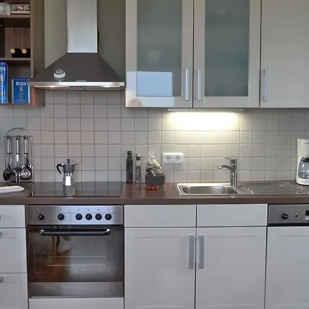 Ferienhaus Leuchtturmblick * 萨斯尼茨